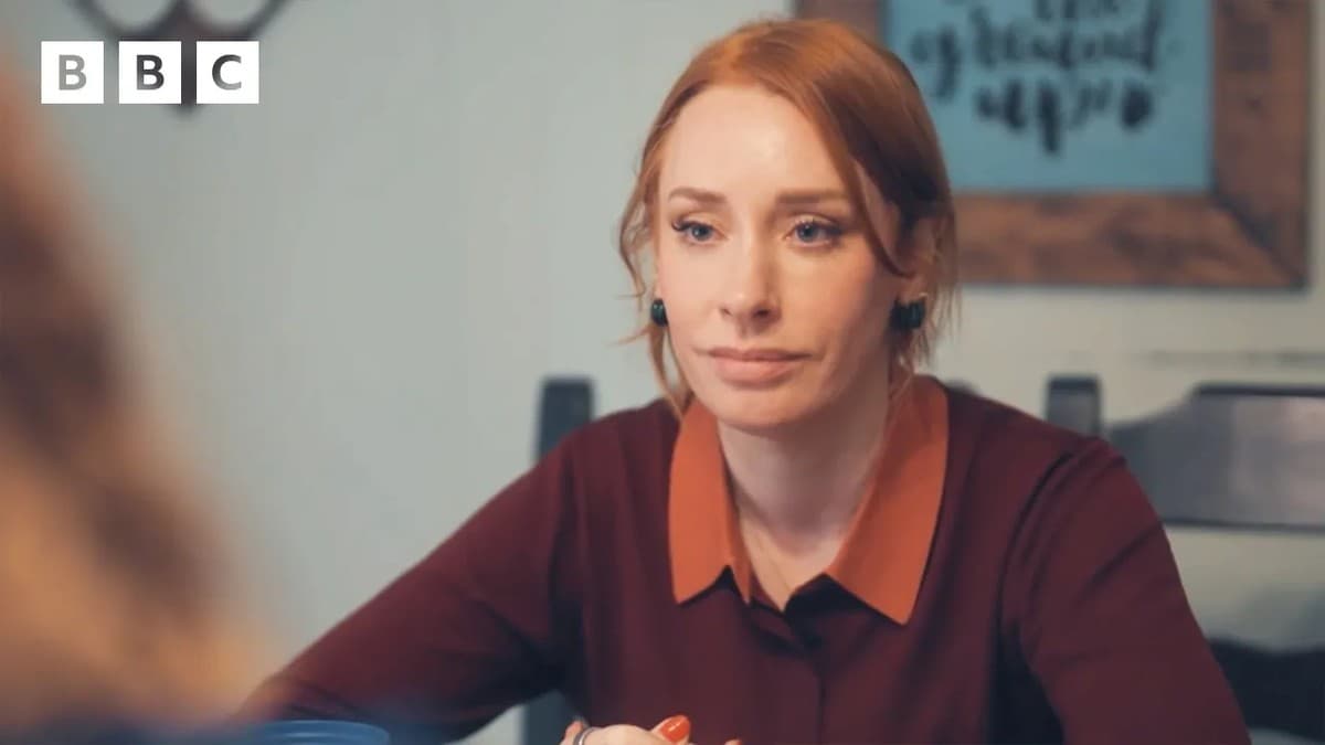 Hannah Fry intervjuer en tidligere omsorgskoordinator om AI-styrt utskrivning i BBCs AI Confidential